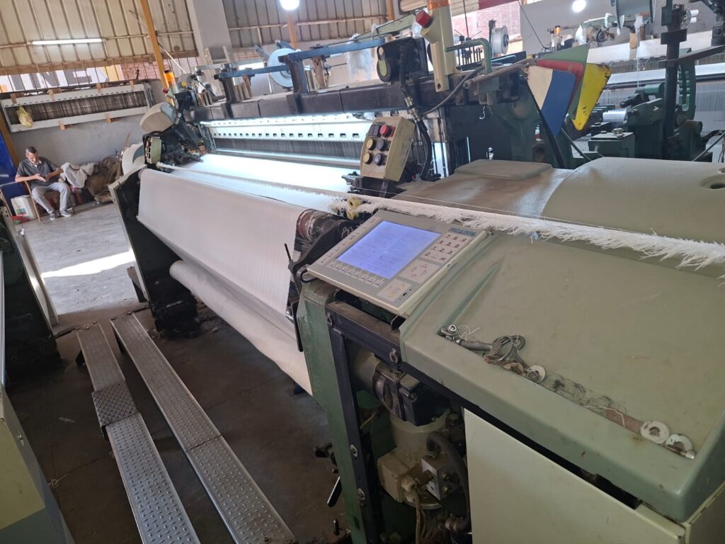 4 PICANOL loom type GAMMA  w.w. 220 cm